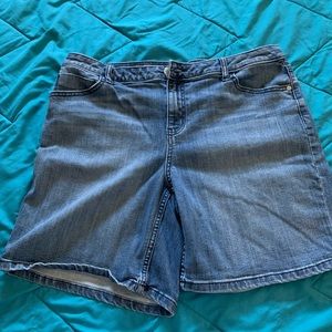 Simply Vera Bermuda Shorts